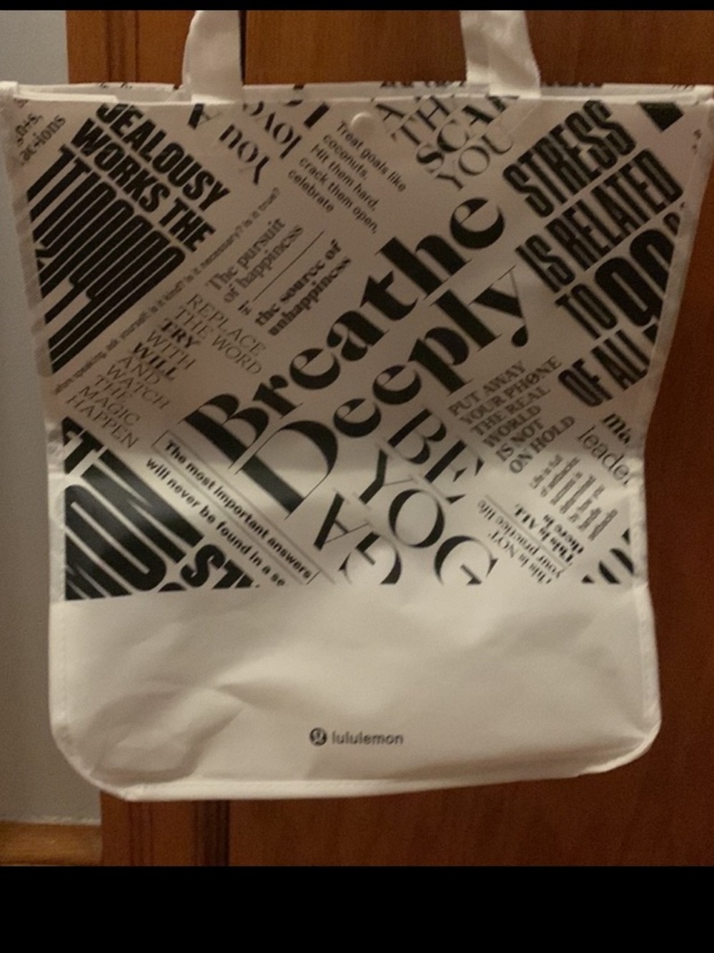 Large lululemon tote jealousy